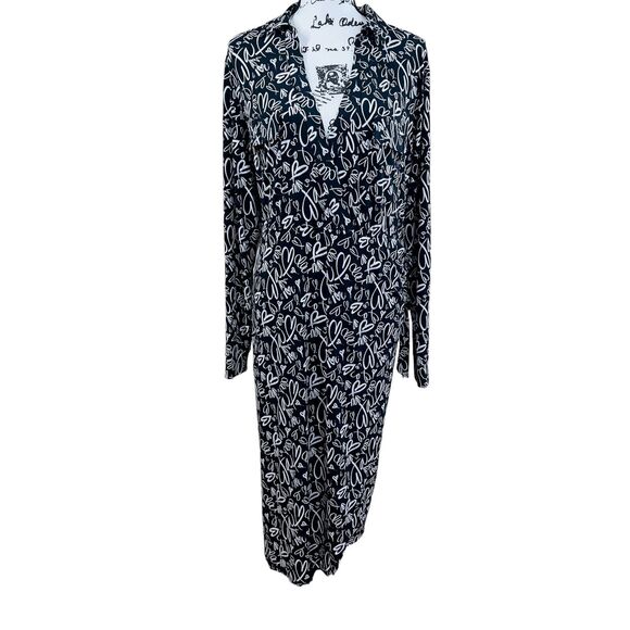 torrid Dresses & Skirts - Torrid Studio Knit Surplice Faux Wrap Heart Dress Black White Size 2X  preppy